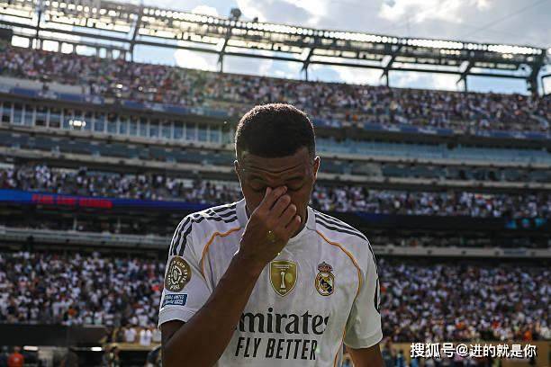 巴塞罗那教练压力巨大！，姆巴佩遭遇十持续失利再创辉煌时刻的简单介绍